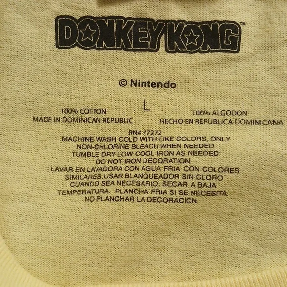Donkey Kong Yellow Graphic shortsleeves T shirt Size Large NWT - Picture 8 of 8